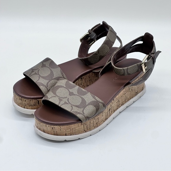 Coach Platform Sandals. Size 8. - Picture 10 of 12